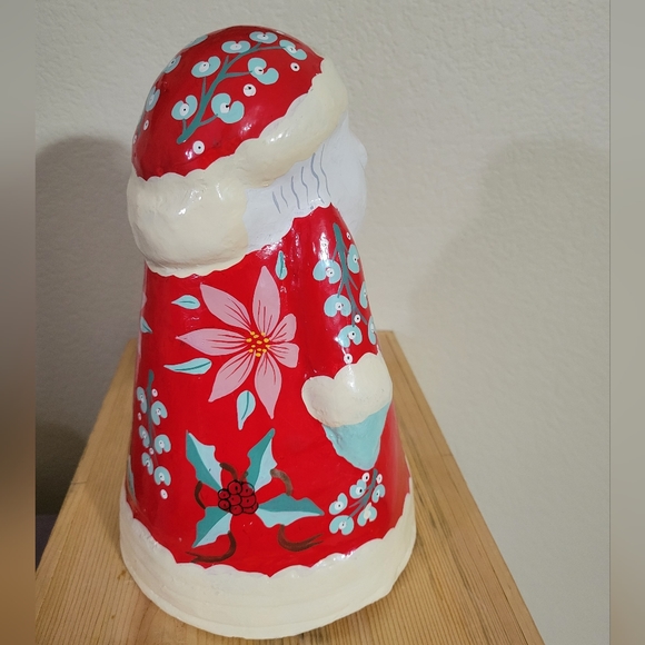Santa Claus Folk Art Deco Swedish design with Holly and Poinsettia Paper Mache - Picture 3 of 9